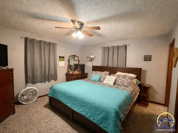 $289,000 | 1004 North 4th Street, Hiawatha, KS 66434