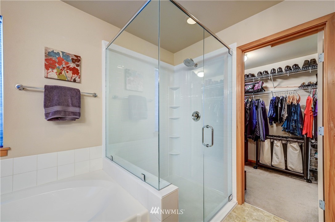 5719 Northeast 3rd Street Renton, WA 98059 - Photo 29 of 40 a bathroom with a shower