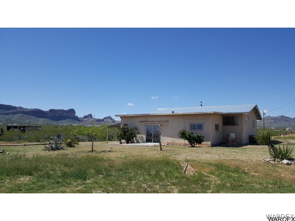 1385 Egar Road Golden Valley, AZ 86413 - Photo 1 of 31 Front view