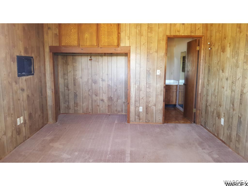 1385 Egar Road Golden Valley, AZ 86413 - Photo 11 of 31 Master bedroom