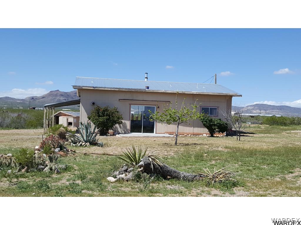 1385 Egar Road Golden Valley, AZ 86413 - Photo 2 of 31 Front view
