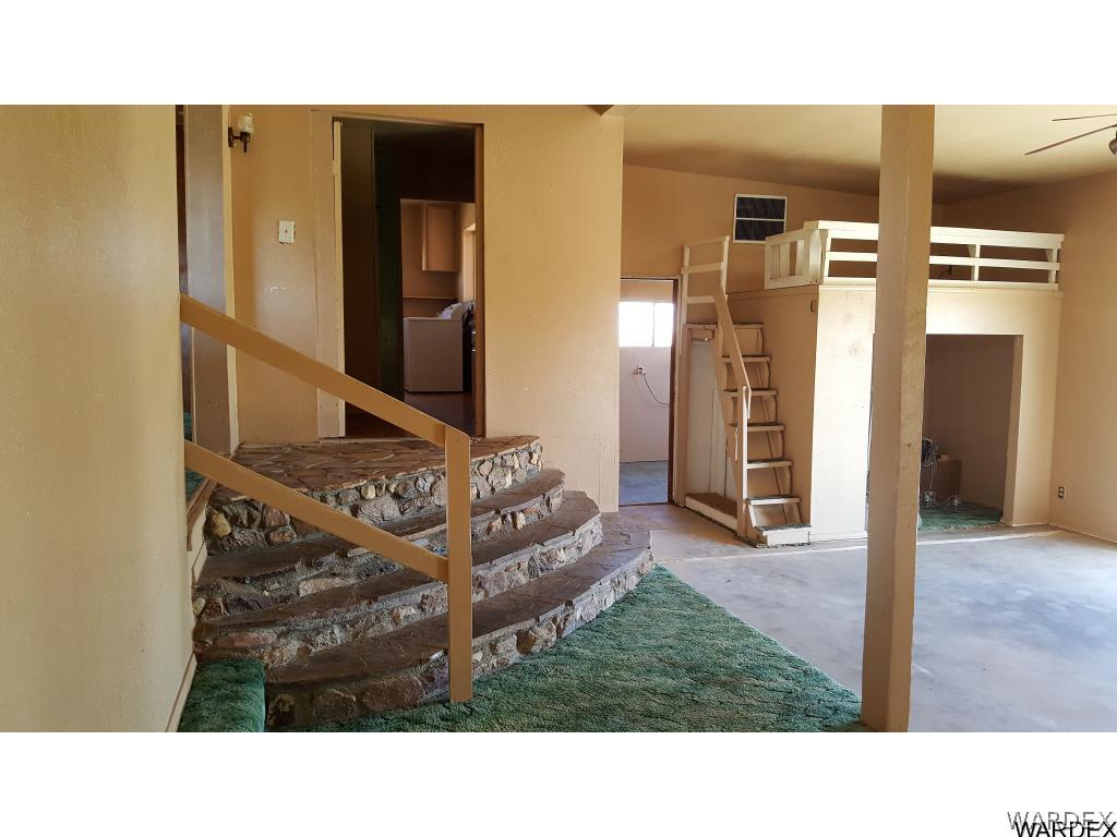 1385 Egar Road Golden Valley, AZ 86413 - Photo 21 of 31