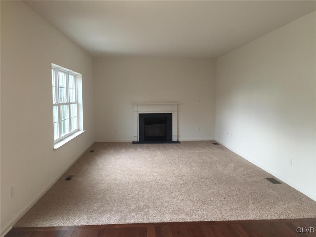 2617 English Ivy Road, Unit 255 Nazareth, PA 18064 - Photo 9 of 26 Gallery Image 9