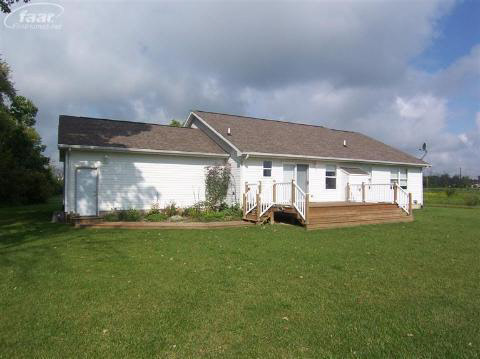 8300 North Bray Road Mount Morris, MI 48458 - Photo 18 of 18 20213566-17.JPG