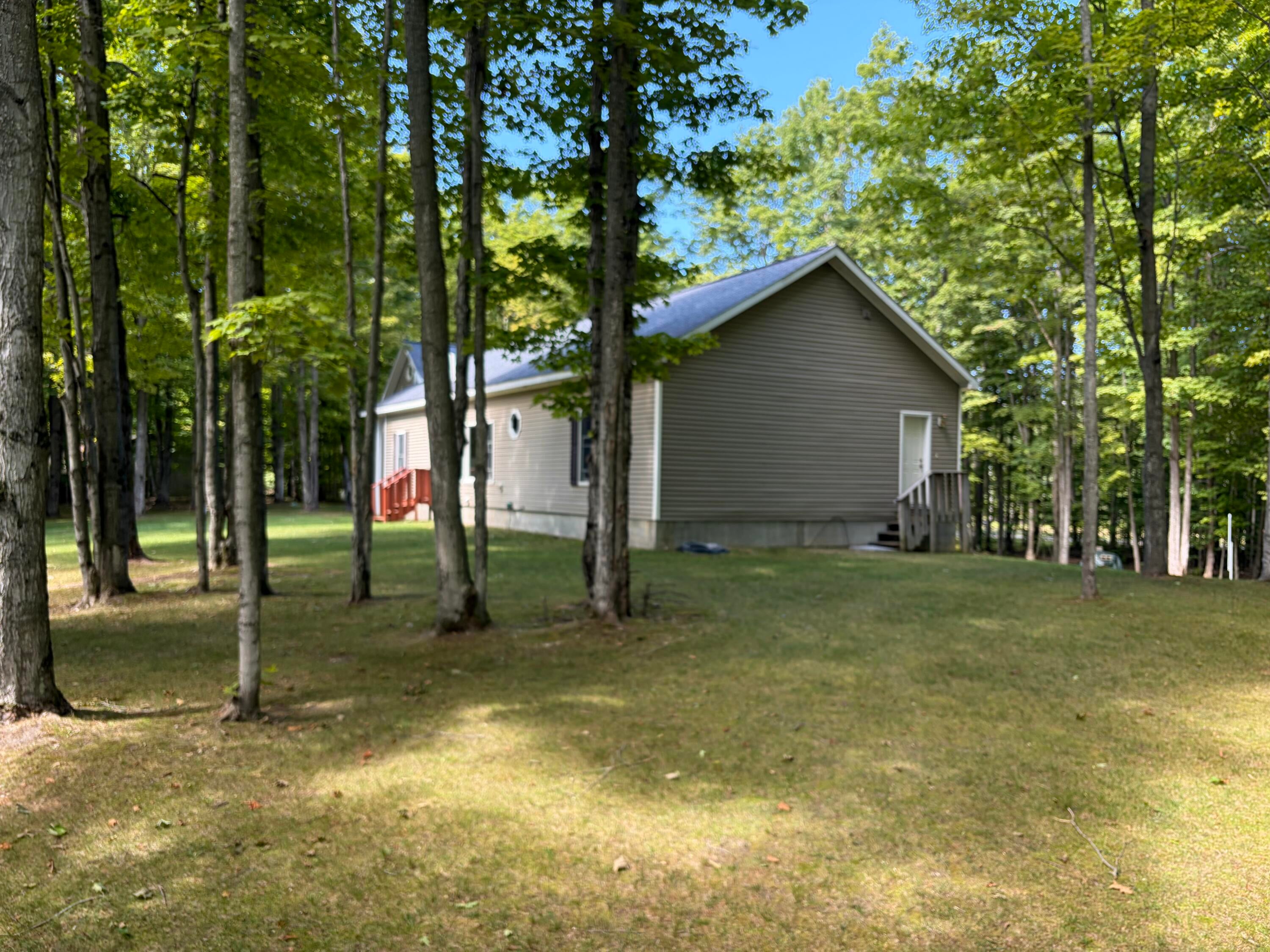 8811 Hebron Town Hall Road Cheboygan, MI 49721 - Photo 2 of 20 Gallery Image 2