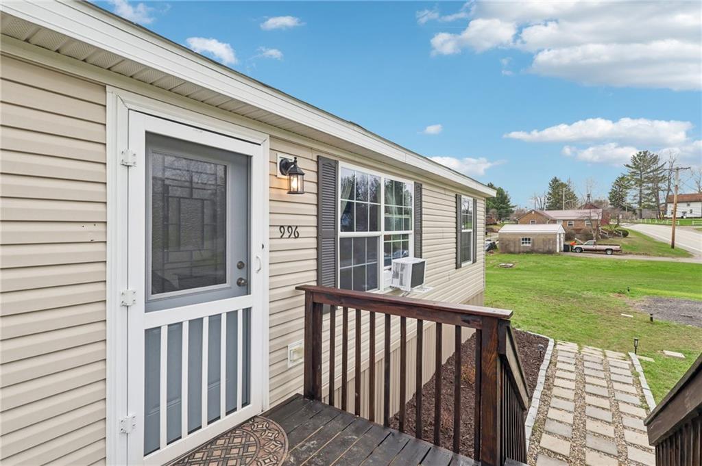 996 Monaca Road Monaca, PA 15061 - Photo 6 of 33