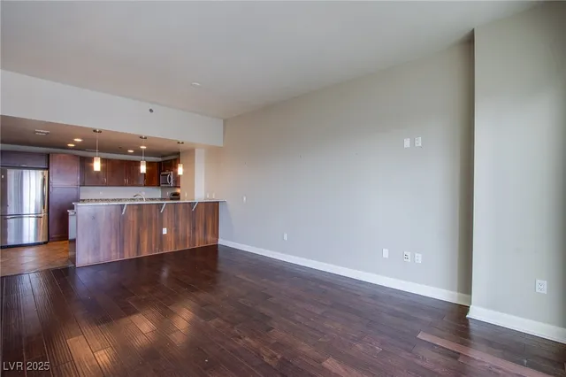 $2,200 | 150 South Las Vegas Boulevard, Unit 1212, Las Vegas, NV 89101