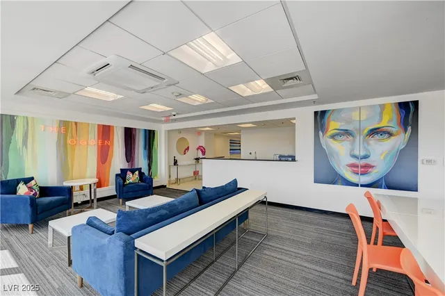 $2,200 | 150 South Las Vegas Boulevard, Unit 1212, Las Vegas, NV 89101