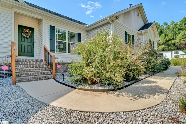 $660,000 | 620 Daventon Road, Honea Path, SC 29654