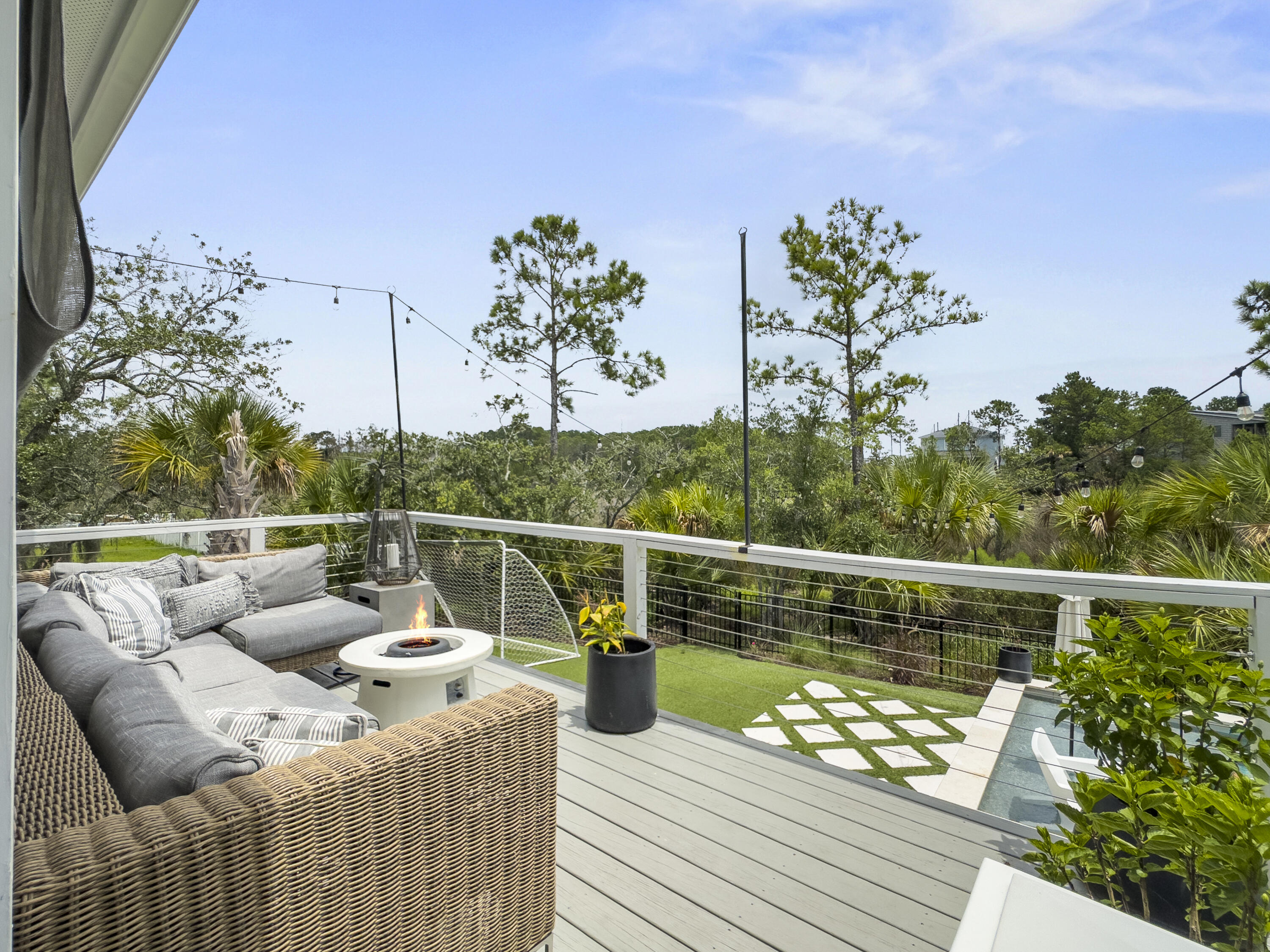 2125 Sandy Point Lane Mount Pleasant, SC 29466 - Photo 41 of 99 Back Patio