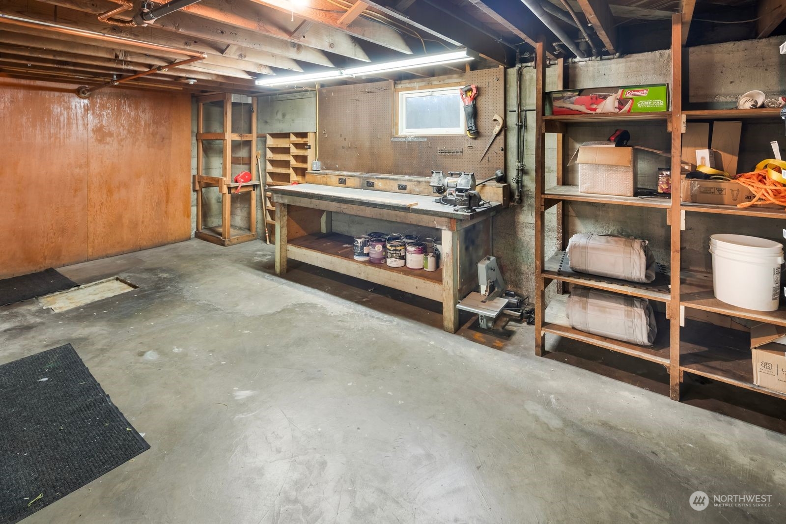 1417 North 40th Street Renton, WA 98056 - Photo 21 of 33 a view of a room with racks