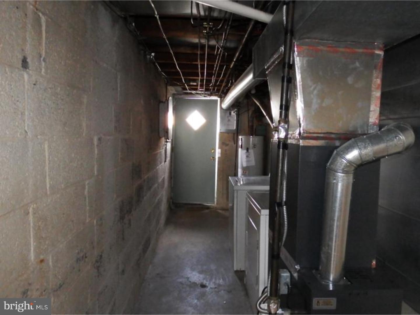 3031 Tremont Street Philadelphia, PA 19136 - Photo 14 of 15