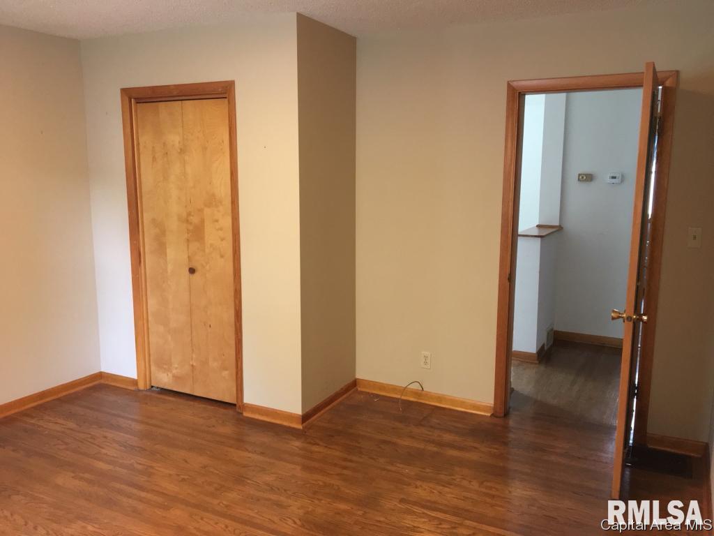 1104 North 8th Street Springfield, IL 62702 - Photo 6 of 24