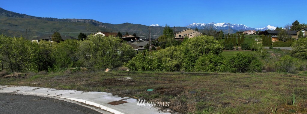 1095 Ridge Crest Drive Wenatchee, WA 98801 - Photo 15 of 18 Gallery Image 15