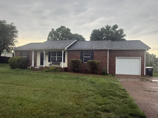 $2,500 | 1002 Sunday Silence Drive, Greenbrier, TN 37073