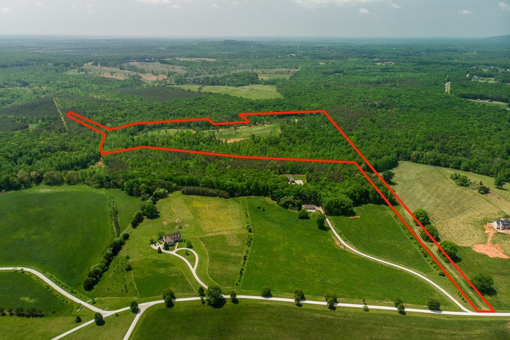 White Tail Road Concord, VA 24538 - Photo 3 of 17 Gallery Image 3