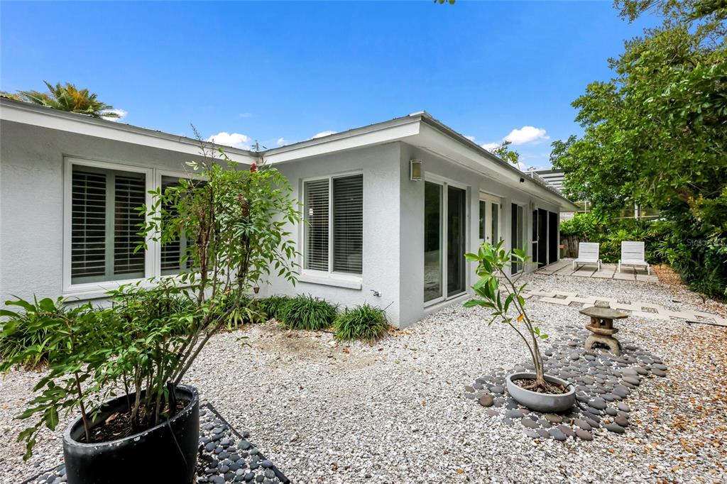413 Poinsettia Road Anna Maria, FL 34216 - Photo 32 of 60
