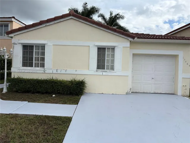 $3,000 | 17365 Southwest 142nd Court, Miami, FL 33177