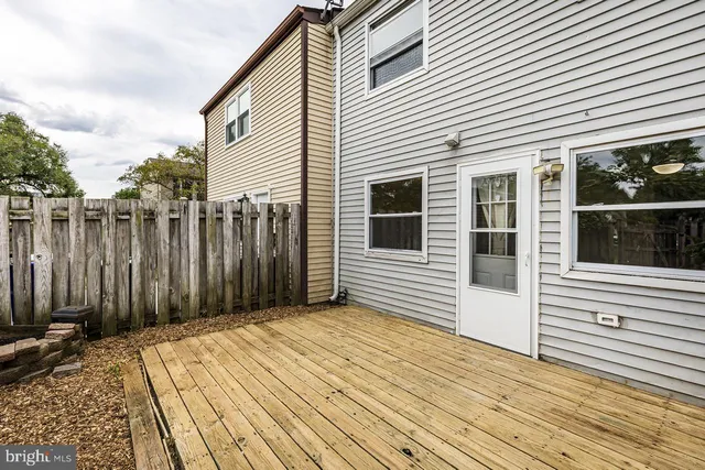 $290,000 | 122 Sandalwood Court, Walkersville, MD 21793