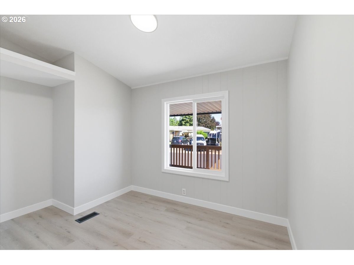 5422 Portland Road Northeast, Unit 79 Salem, OR 97305 - Photo 36 of 48