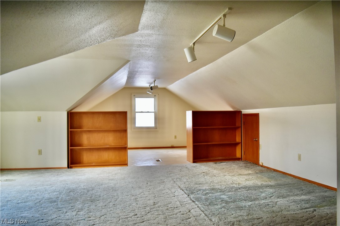 4181 Bluestone Road Cleveland, OH 44121 - Photo 10 of 13
