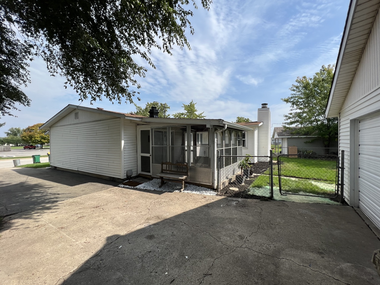 9 Belmont Drive Romeoville, IL 60446 - Photo 22 of 27 Gallery Image 22