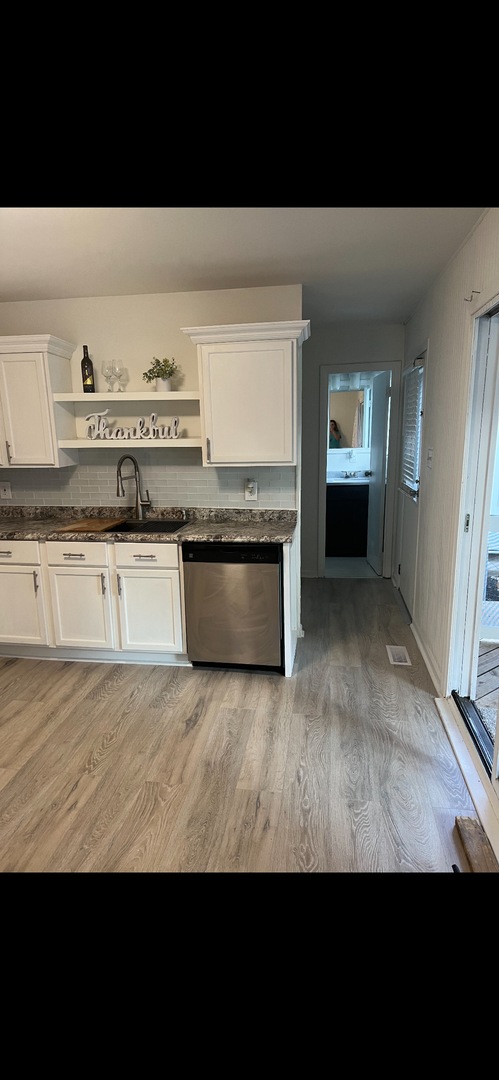 9 Belmont Drive Romeoville, IL 60446 - Photo 5 of 27 Gallery Image 5
