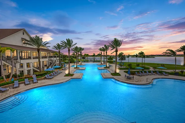 $1,275,000 | 953 Hookline Circle, Loxahatchee, FL 33470