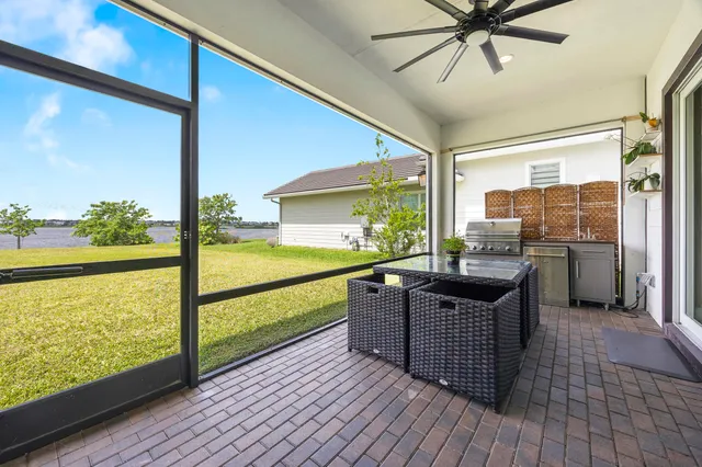 $1,275,000 | 953 Hookline Circle, Loxahatchee, FL 33470