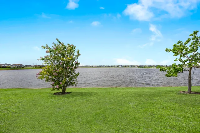 $1,275,000 | 953 Hookline Circle, Loxahatchee, FL 33470