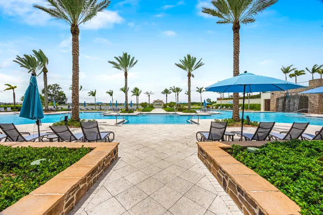 $1,275,000 | 953 Hookline Circle, Loxahatchee, FL 33470