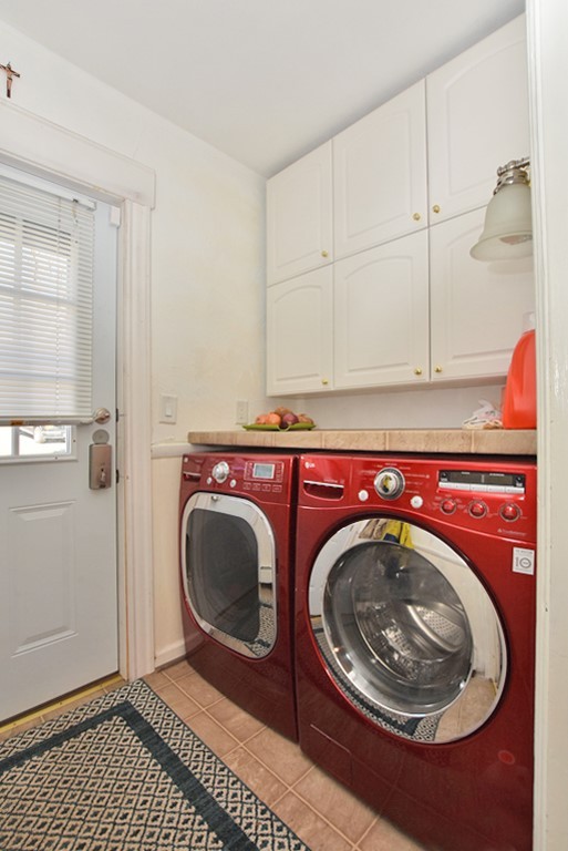 381 Blackstone Street Woonsocket, RI 02895 - Photo 15 of 23 Gallery Image 15