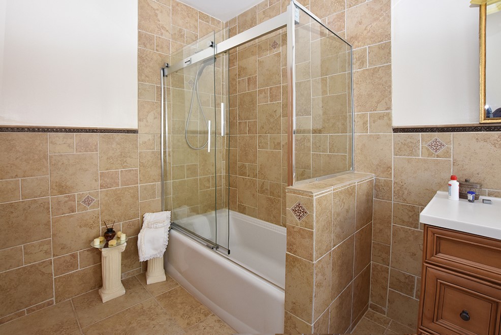 381 Blackstone Street Woonsocket, RI 02895 - Photo 17 of 23 Gallery Image 17