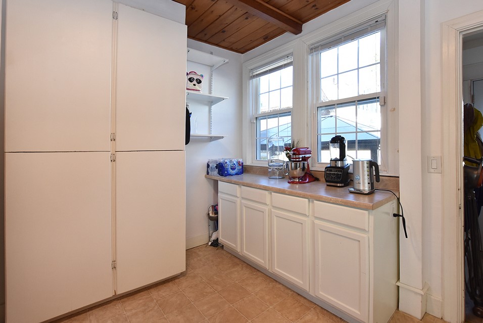 381 Blackstone Street Woonsocket, RI 02895 - Photo 10 of 23 Gallery Image 10