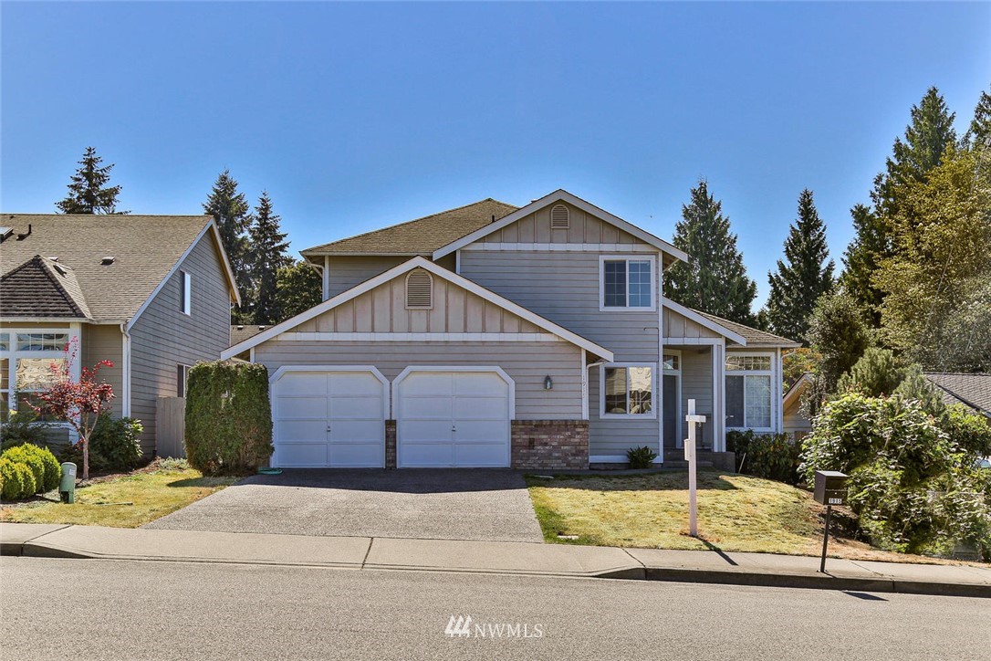1915 Northeast 24th Street Renton, WA 98056 - Photo 1 of 26