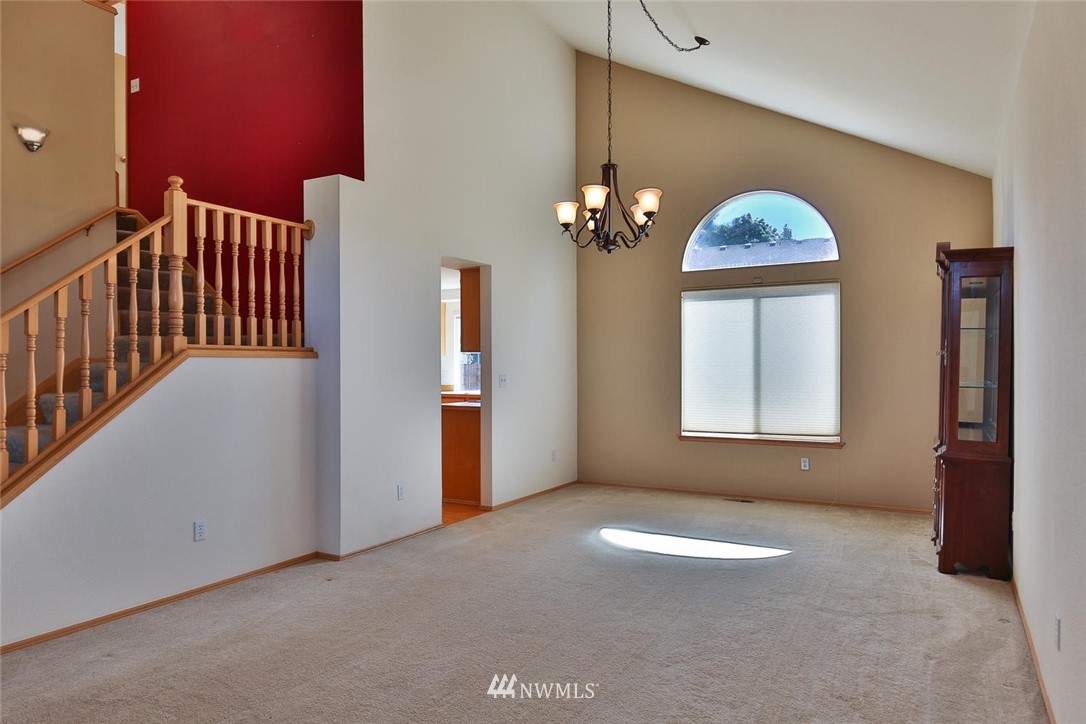 1915 Northeast 24th Street Renton, WA 98056 - Photo 4 of 26