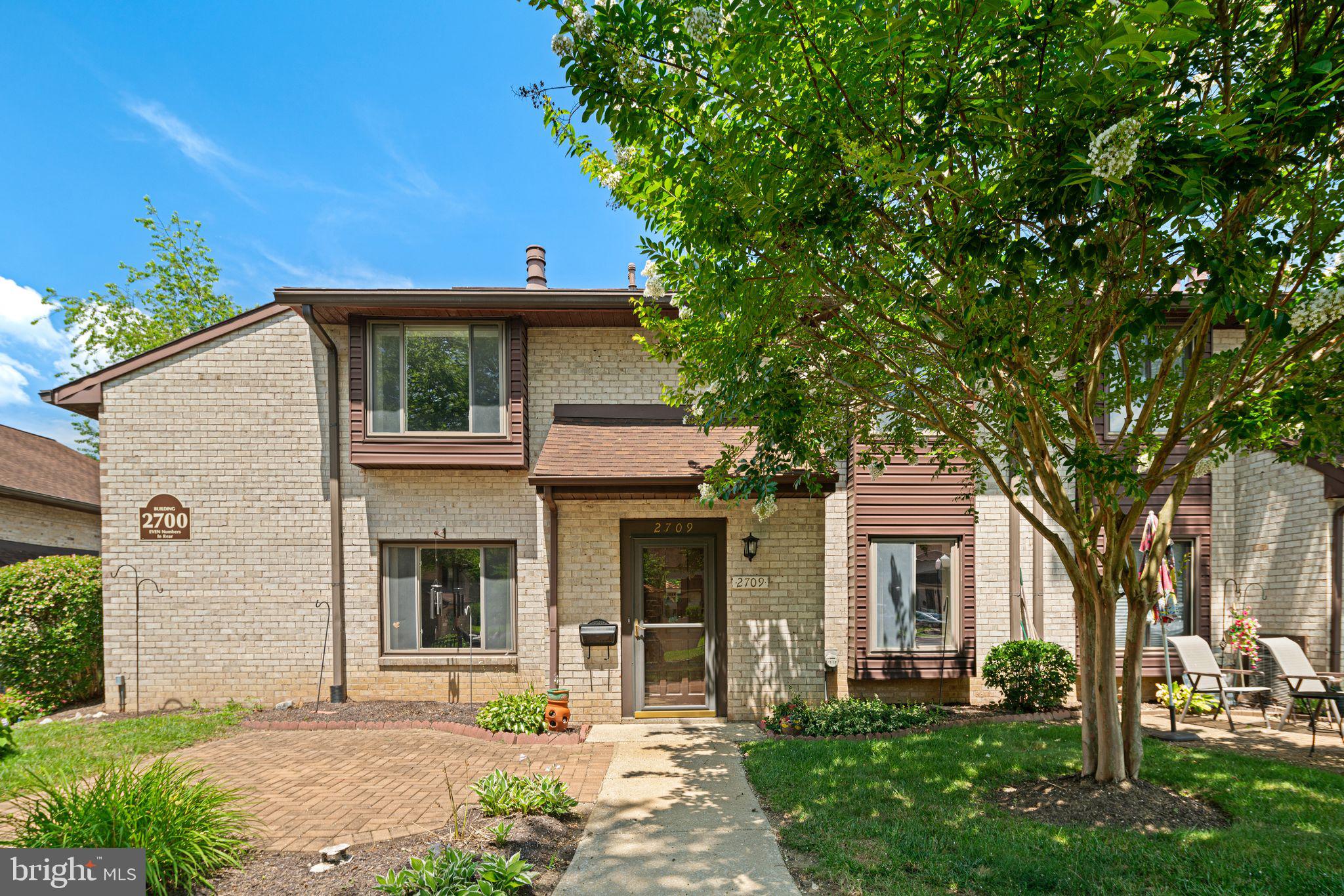 2709 Red Oak Circle Springfield, PA 19064 - Photo 1 of 29 Gallery Image 1