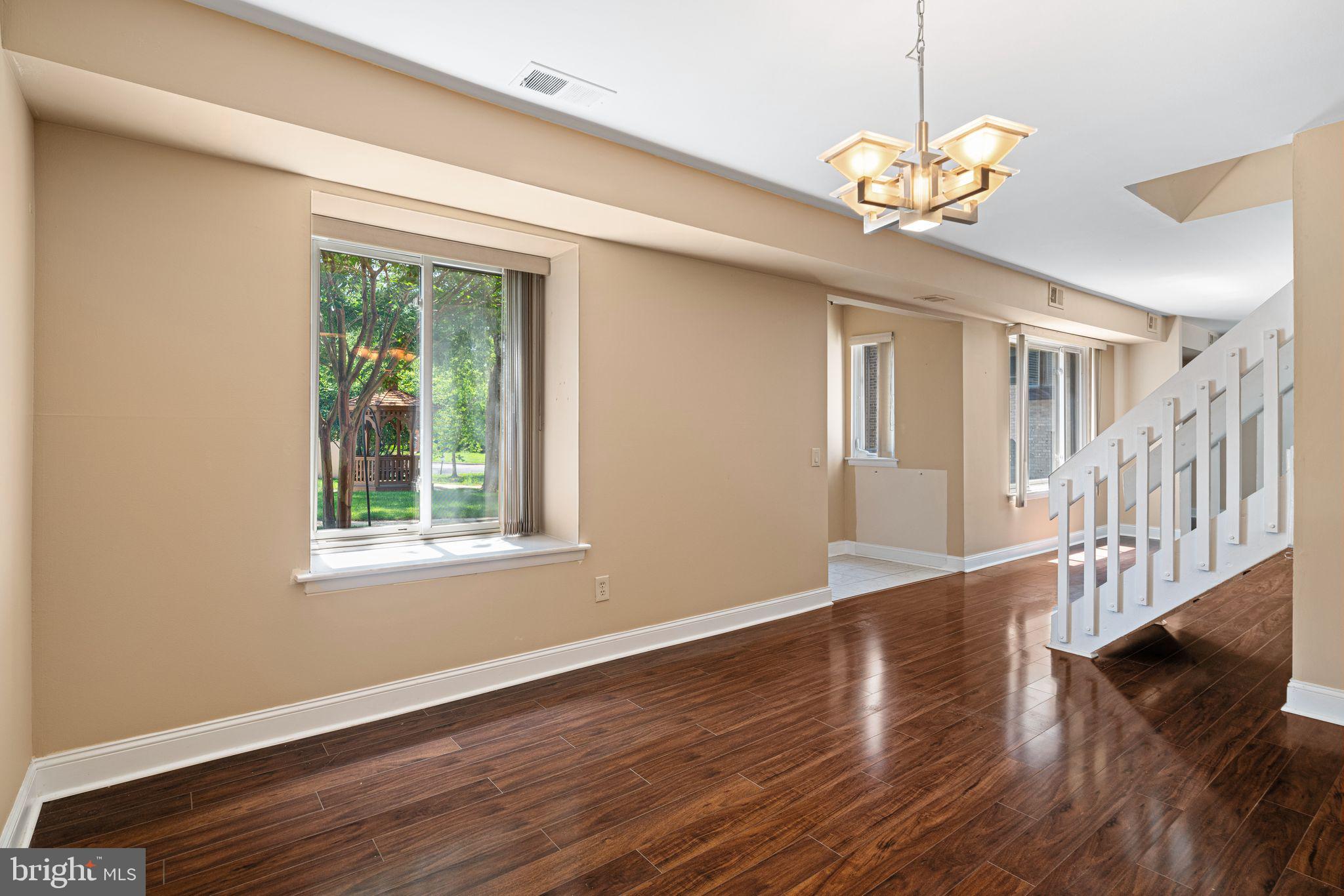 2709 Red Oak Circle Springfield, PA 19064 - Photo 14 of 29 Gallery Image 14
