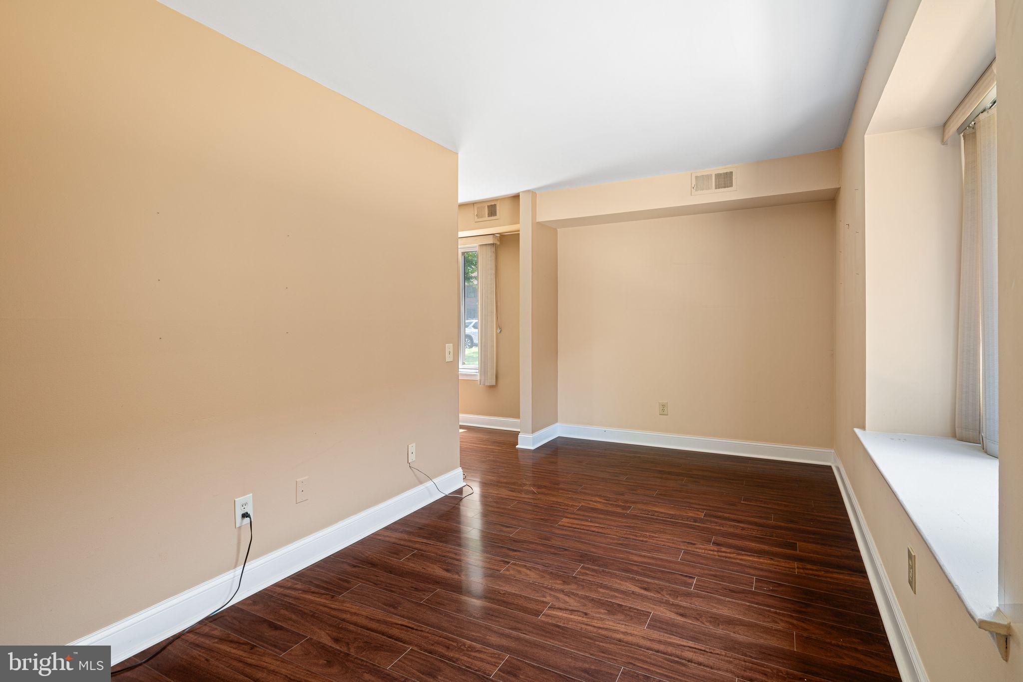 2709 Red Oak Circle Springfield, PA 19064 - Photo 19 of 29 Gallery Image 19