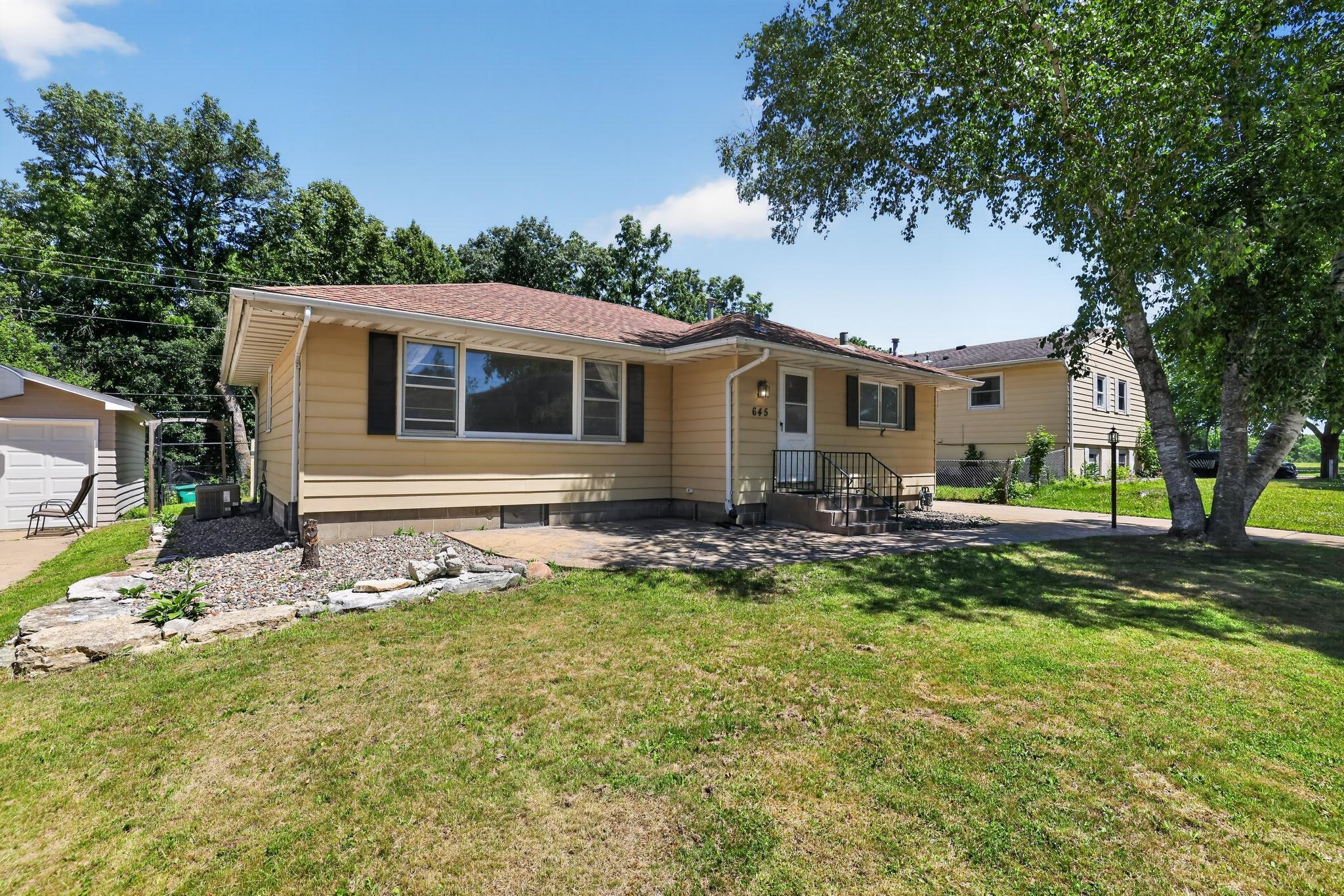 645 23rd Street Northeast Rochester, MN 55906 - Photo 17 of 21