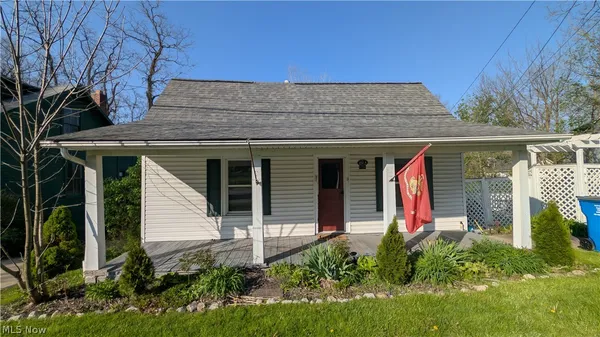 $350,000 | 232 Chagrin Boulevard, Chagrin Falls, OH 44022