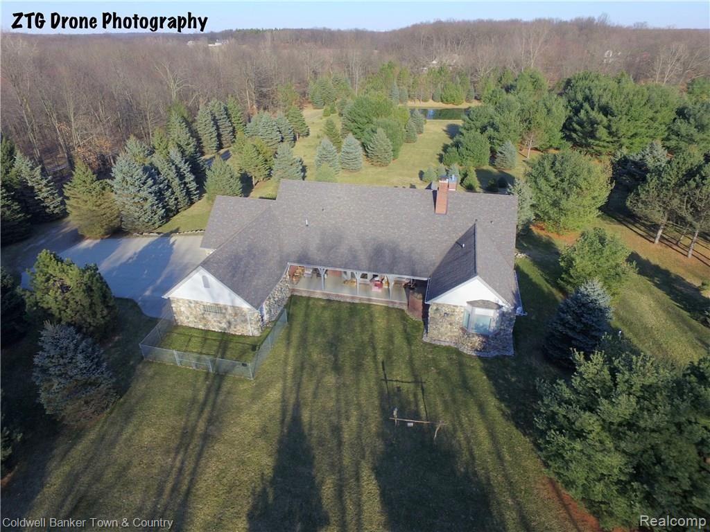 467 Gulley Road Howell, MI 48843 - Photo 37 of 42 DJI_0615.jpg