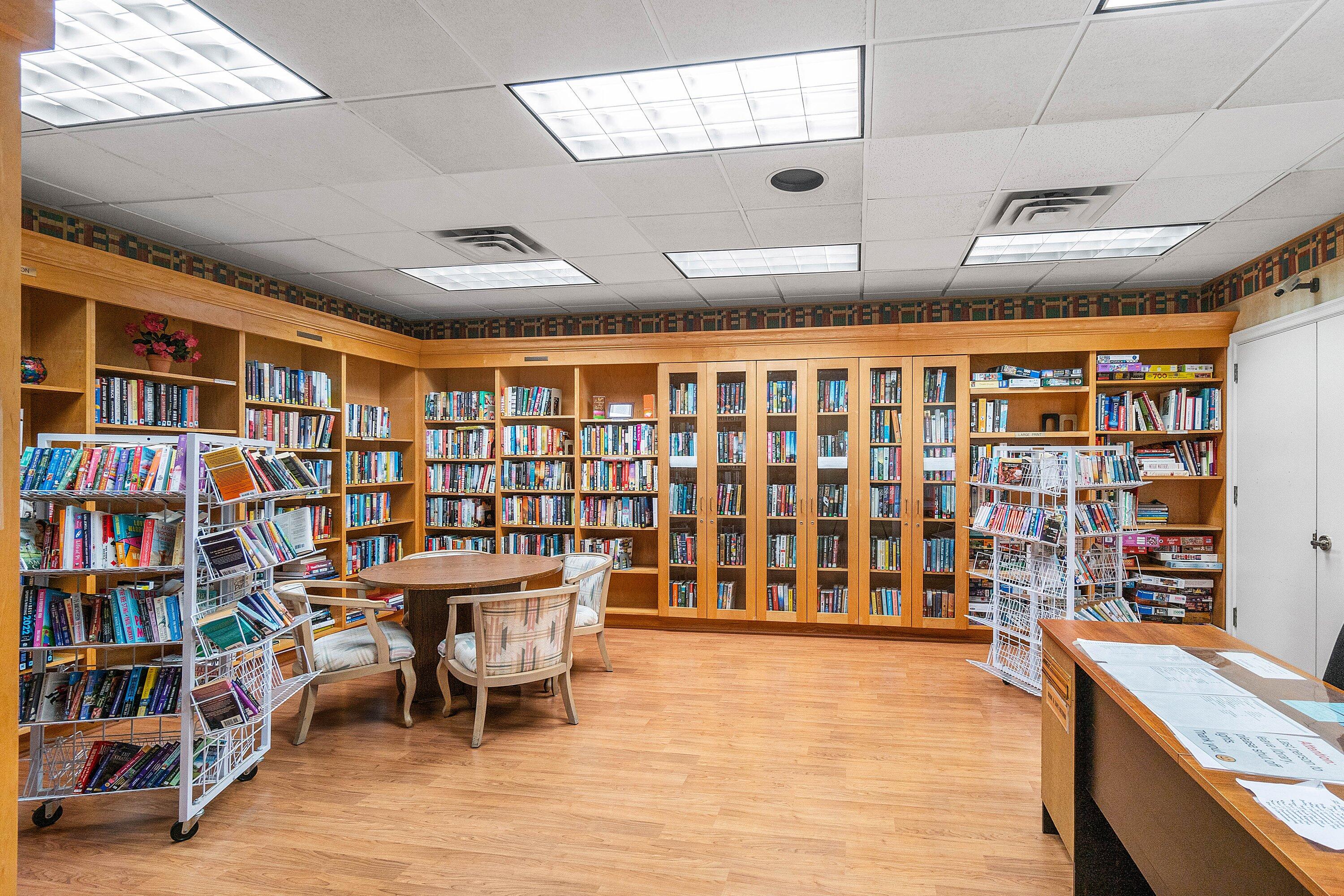 865 Northwest 29th Avenue, Unit D Delray Beach, FL 33445 - Photo 47 of 70 Library