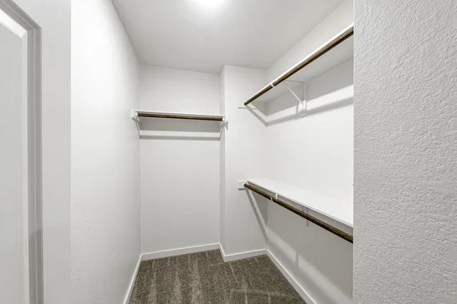 $259,900 | 1005 20th Street, Hempstead, TX 77445