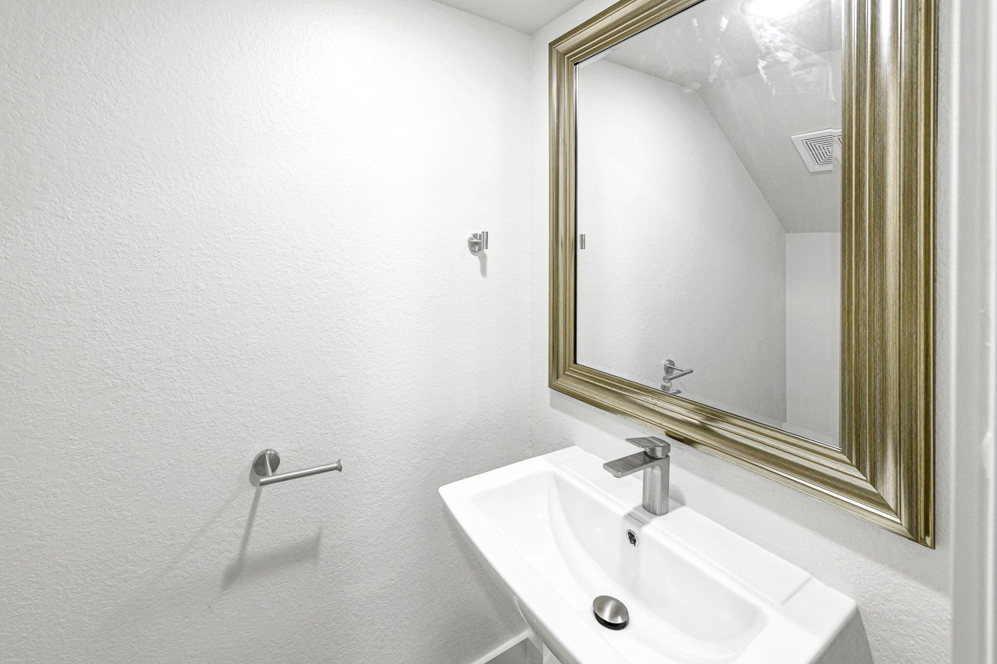 1005 20th Street Hempstead, TX 77445 - Photo 10 of 19