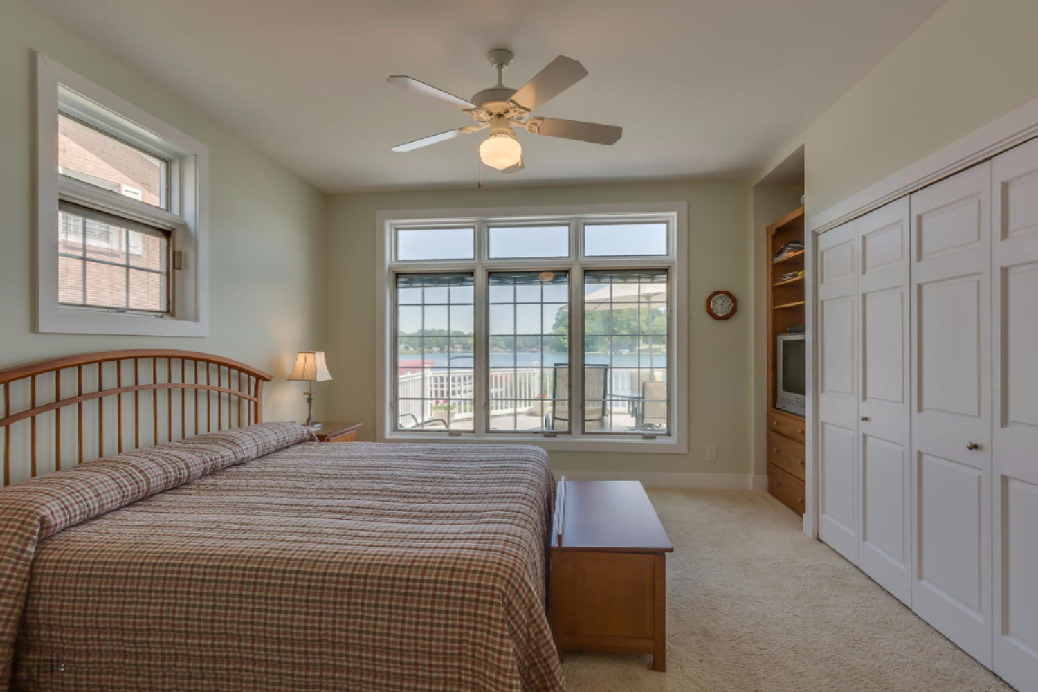 31544 Maple Island Road Dowagiac, MI 49047 - Photo 22 of 44 Master Suite