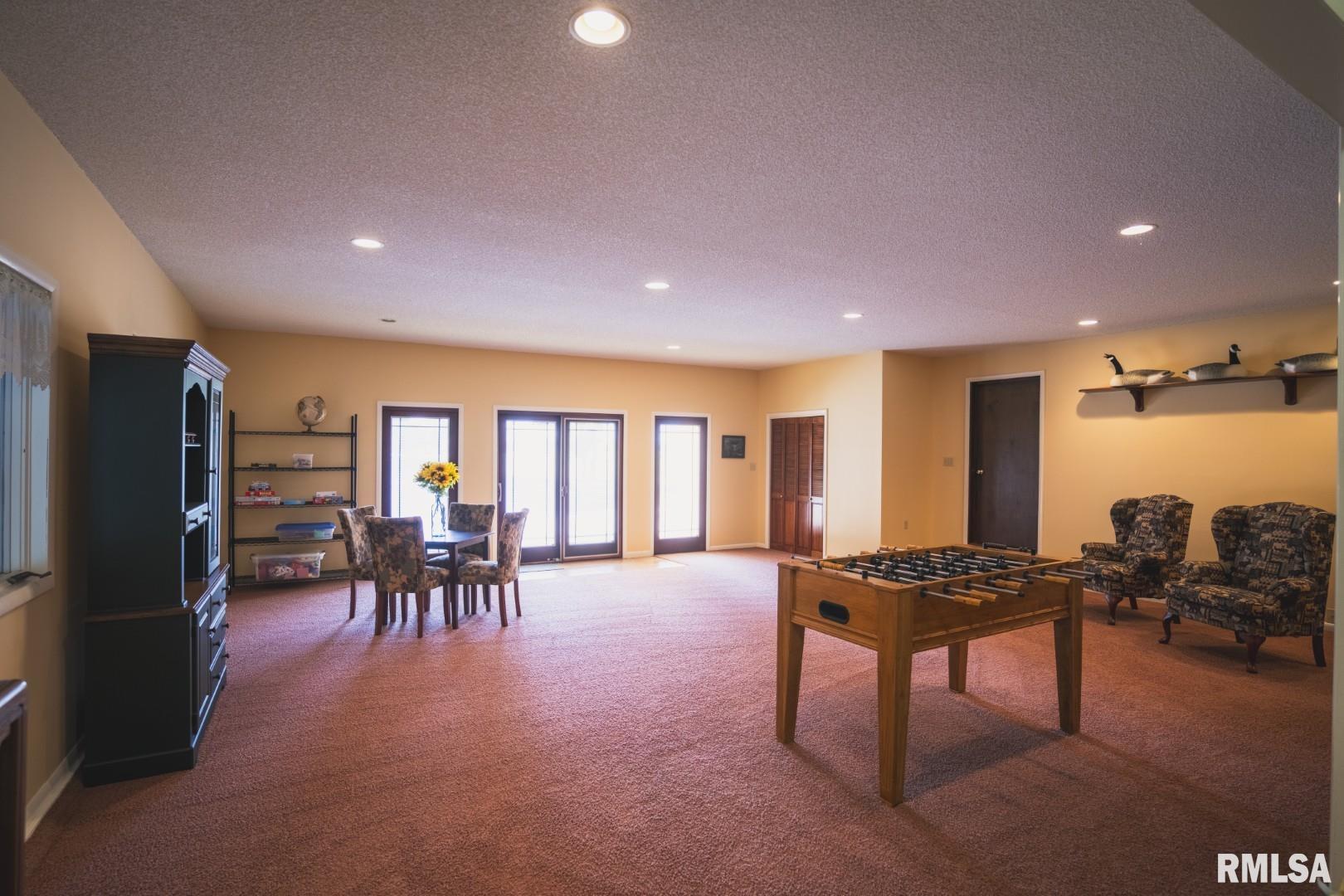 18057 Cemetery Road Carlinville, IL 62626 - Photo 38 of 82 Gallery Image 38
