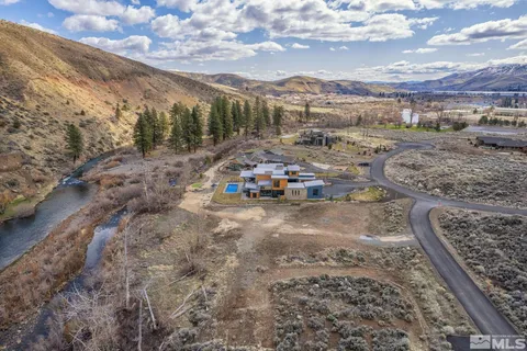 a view of outdoor space with city view