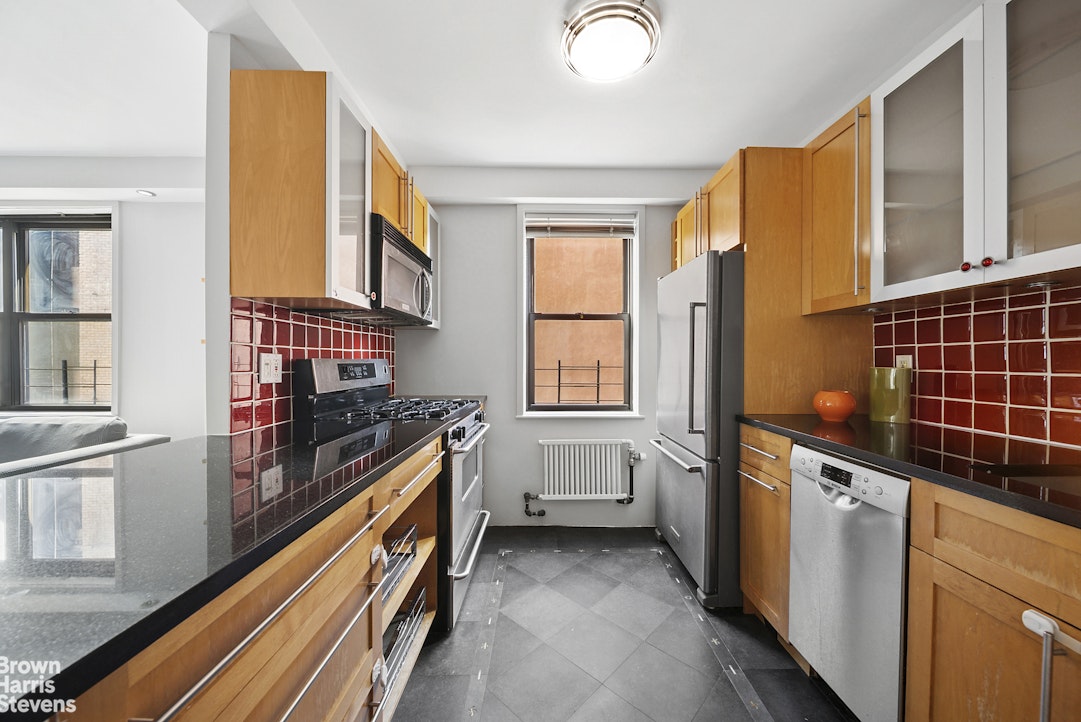 330 3rd Avenue, Unit 5B Manhattan, NY 10010 - Photo 3 of 14