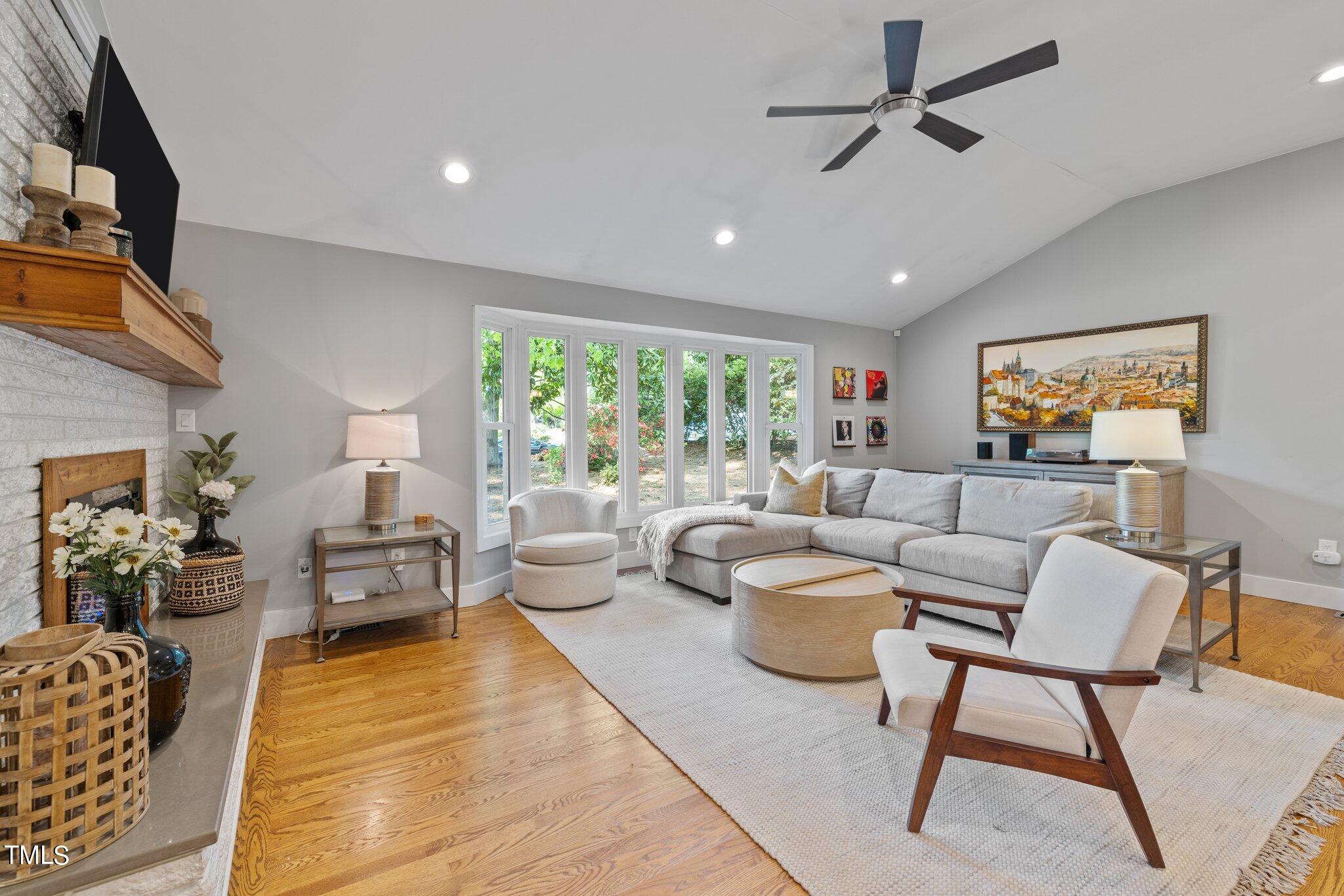 1817 Manuel Street Raleigh, NC 27612 - Photo 15 of 50 11-web-or-mls-5Z8A6901